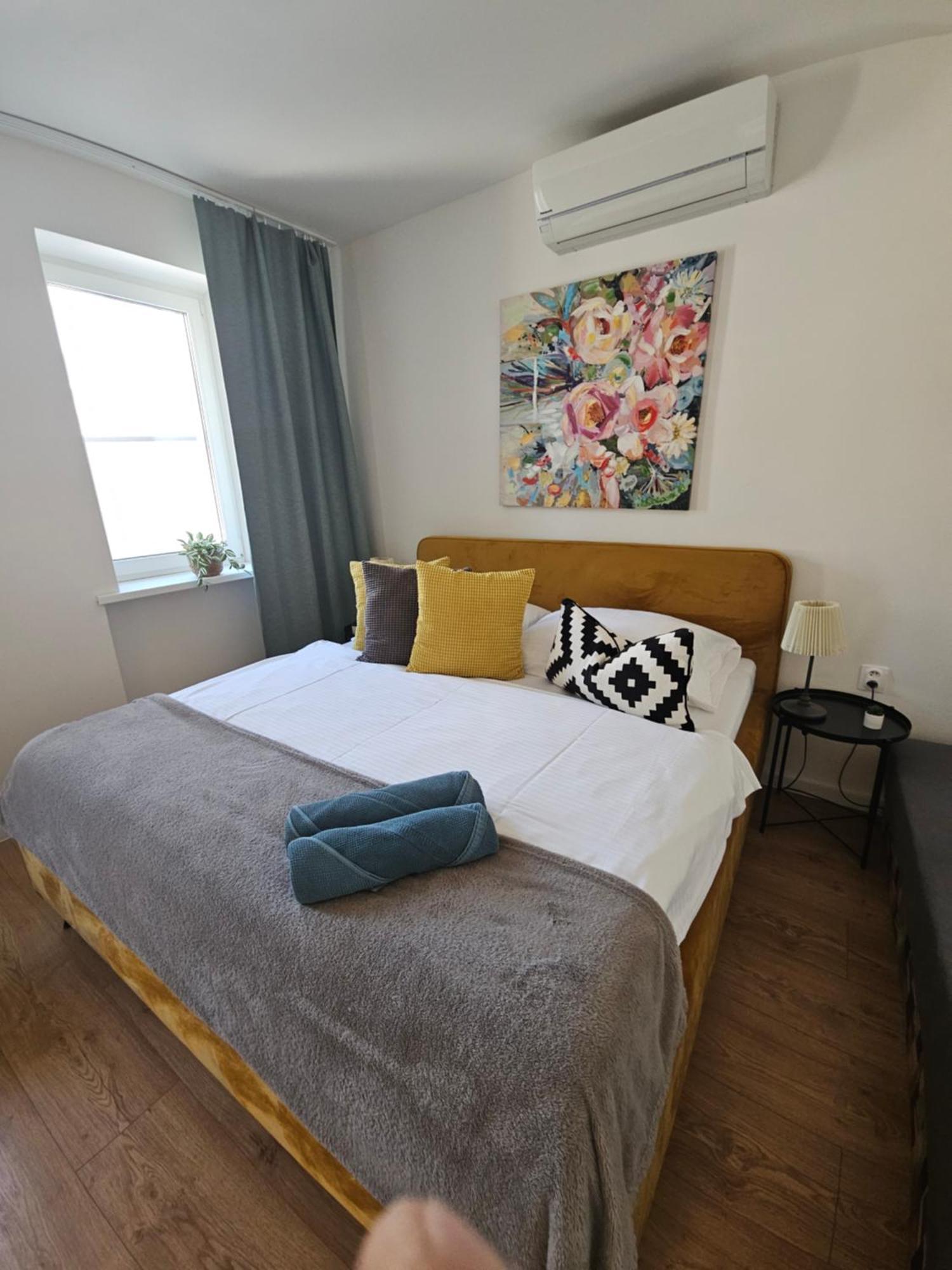 Apartmany Centro & Jacuzzi Piest'any Eksteriør bilde