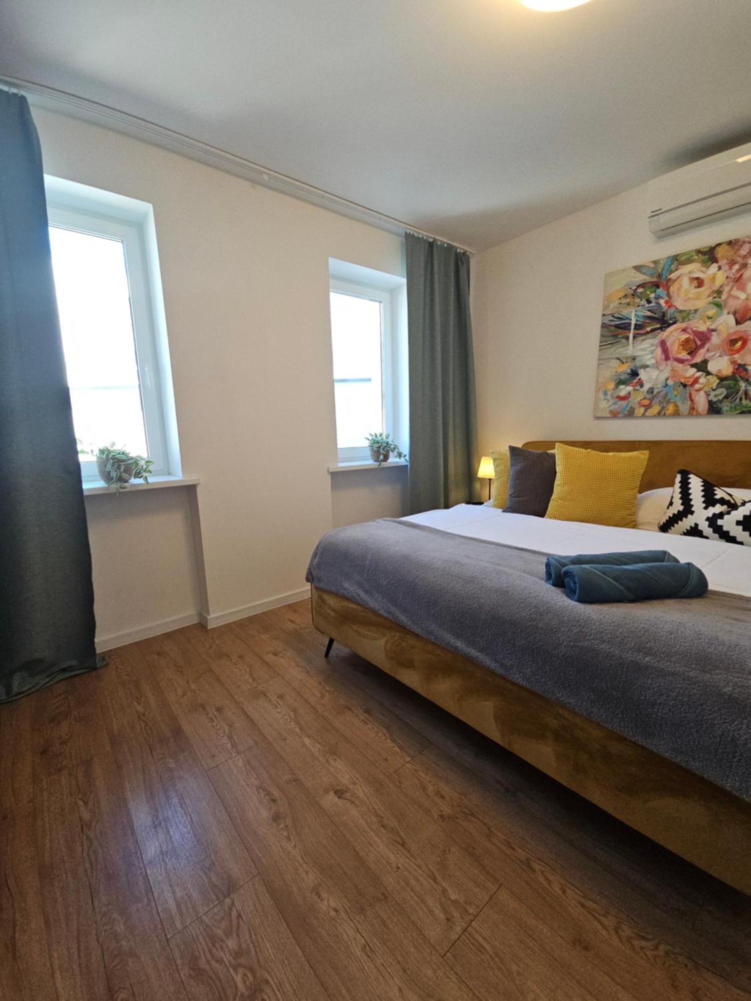 Apartmany Centro & Jacuzzi Piest'any Eksteriør bilde
